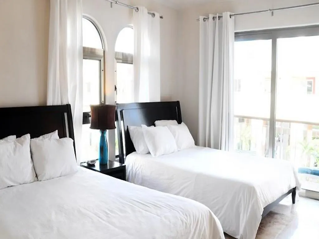 Paseo Luxury Suites Playa del Carmen 0*,
