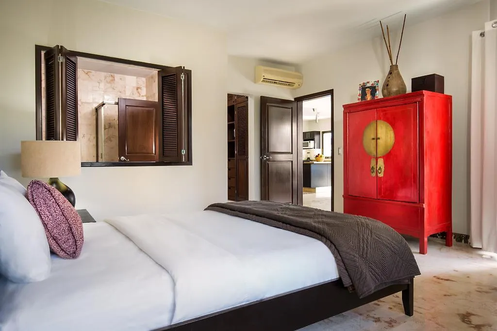 Paseo Luxury Suites Playa del Carmen 0*,  Mexico